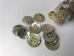 Perlemor knap - natural og 4 huller, 15 mm